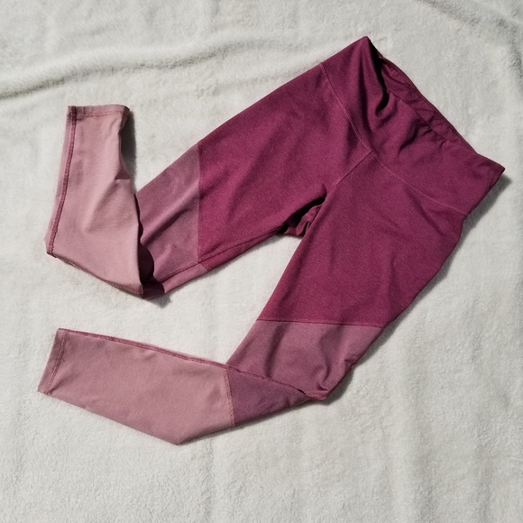 Old Navy Pants - Old Navy Active Go-Dry Legging
